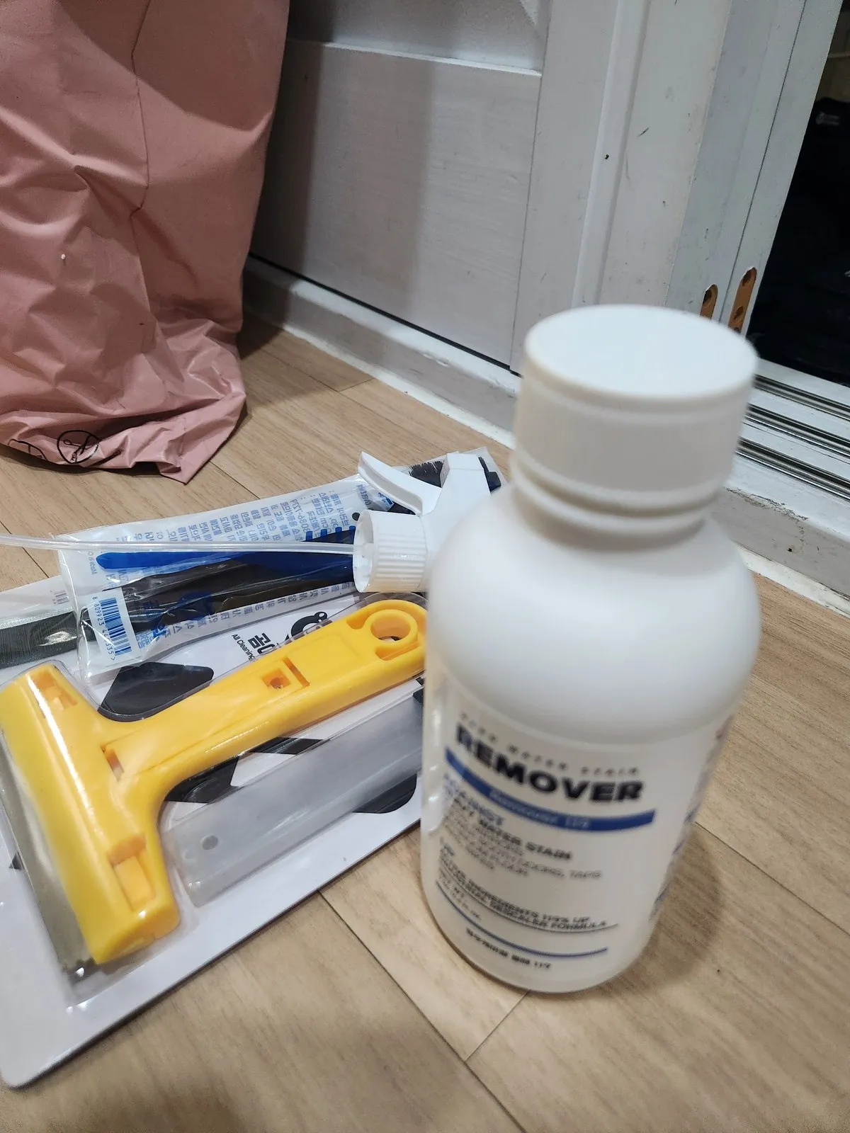 본품 300ml. 두 달 쓰고 재구매했습니다